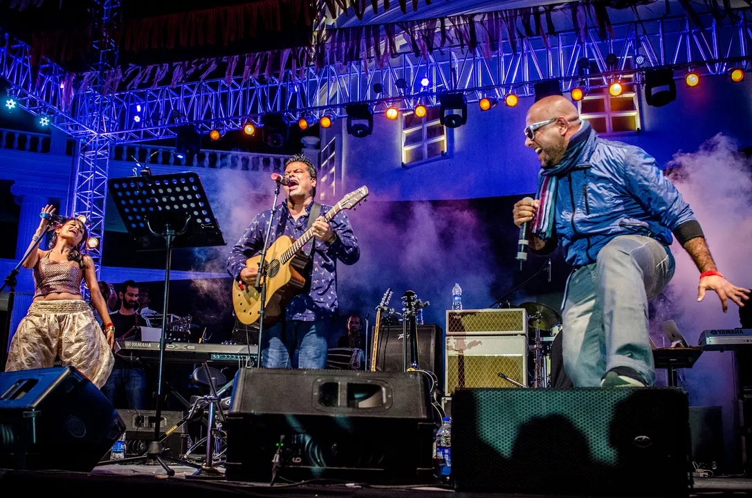 BACARDI NH7 WEEKENDER 2012, INDIA'S HAPPIEST MUSIC FESTIVAL
