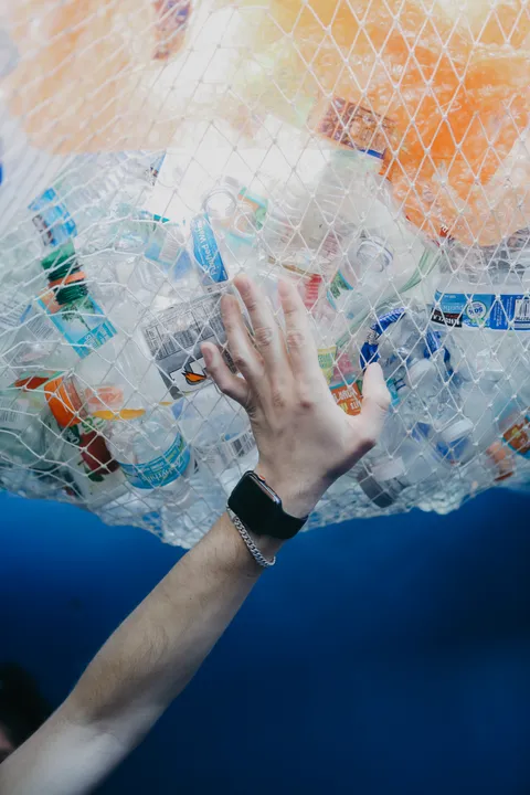 BACARDI TURNS PLASTIC STRAWS INTO LIMITED EDITION VINYL