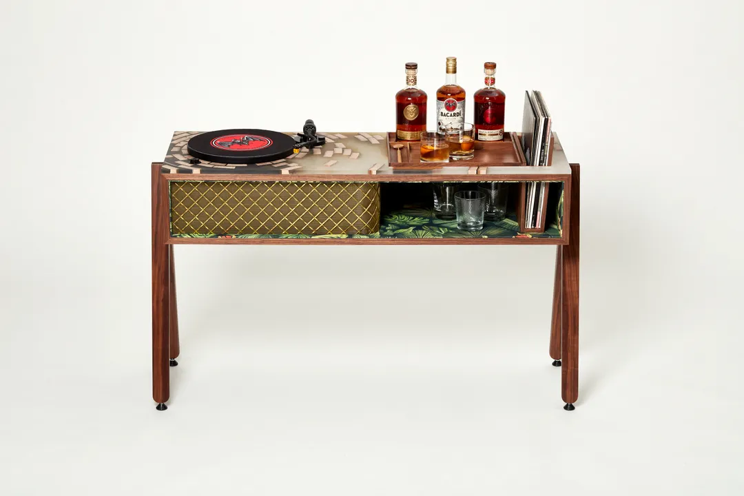 BACARDÍ® LAUNCHES LIMITED-EDITION 'MIXING CONSOLE' HAND CRAFTED FROM CARIBBEAN RUM BARRELS FOR THE ULTIMATE AT-HOME CHRISTMAS CELEBRATION 