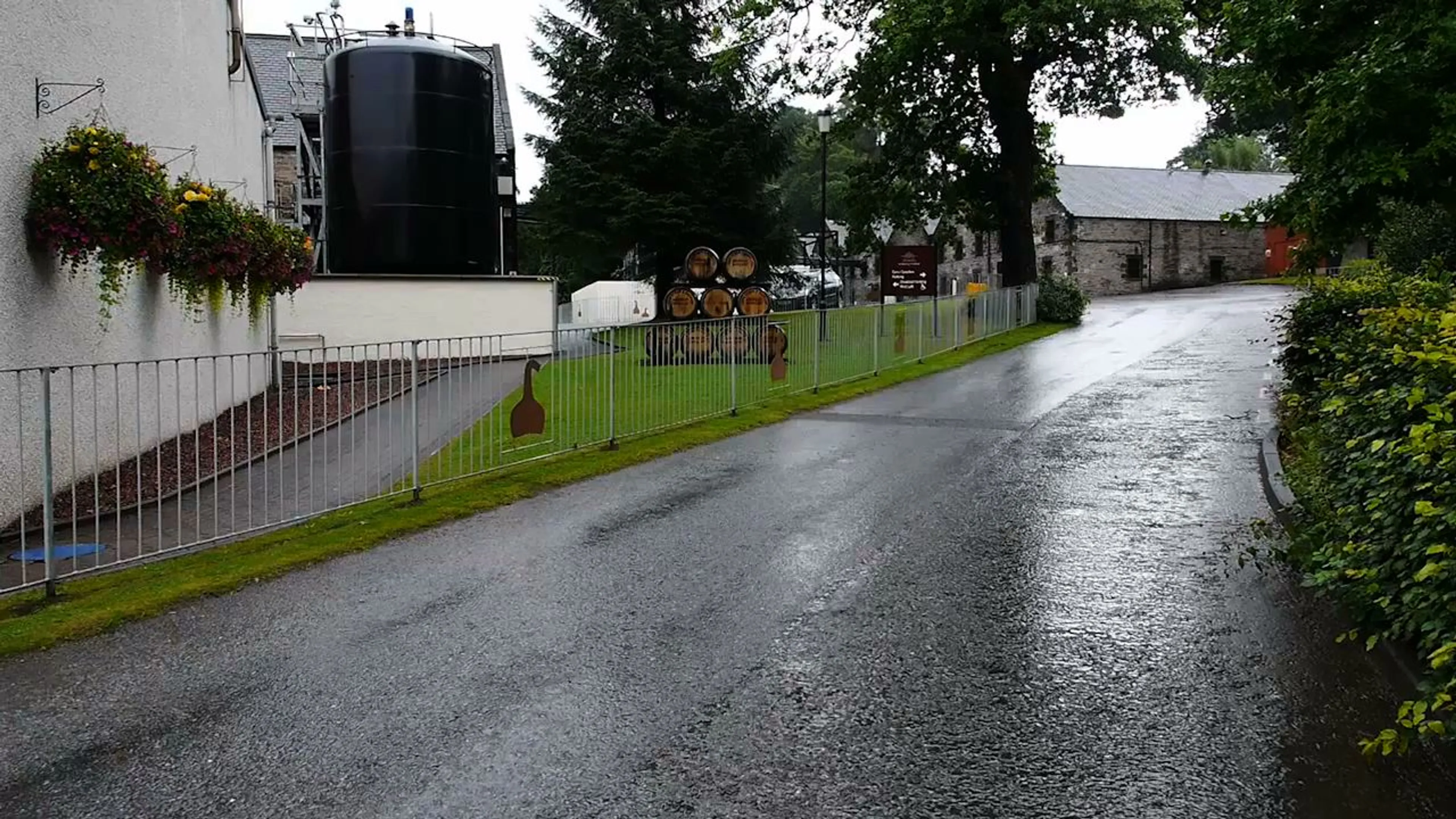 DEWAR'S Aberfeldy Distillery Showcases History &amp; Sustainability