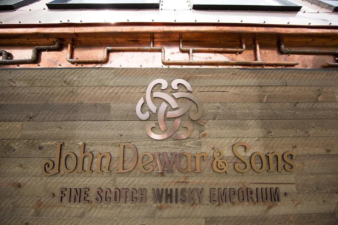 LIMITED EDITION DEWAR’S 15 YEAR AGED BLENDED SCOTCH WHISKY MAKES ITS DEBUT