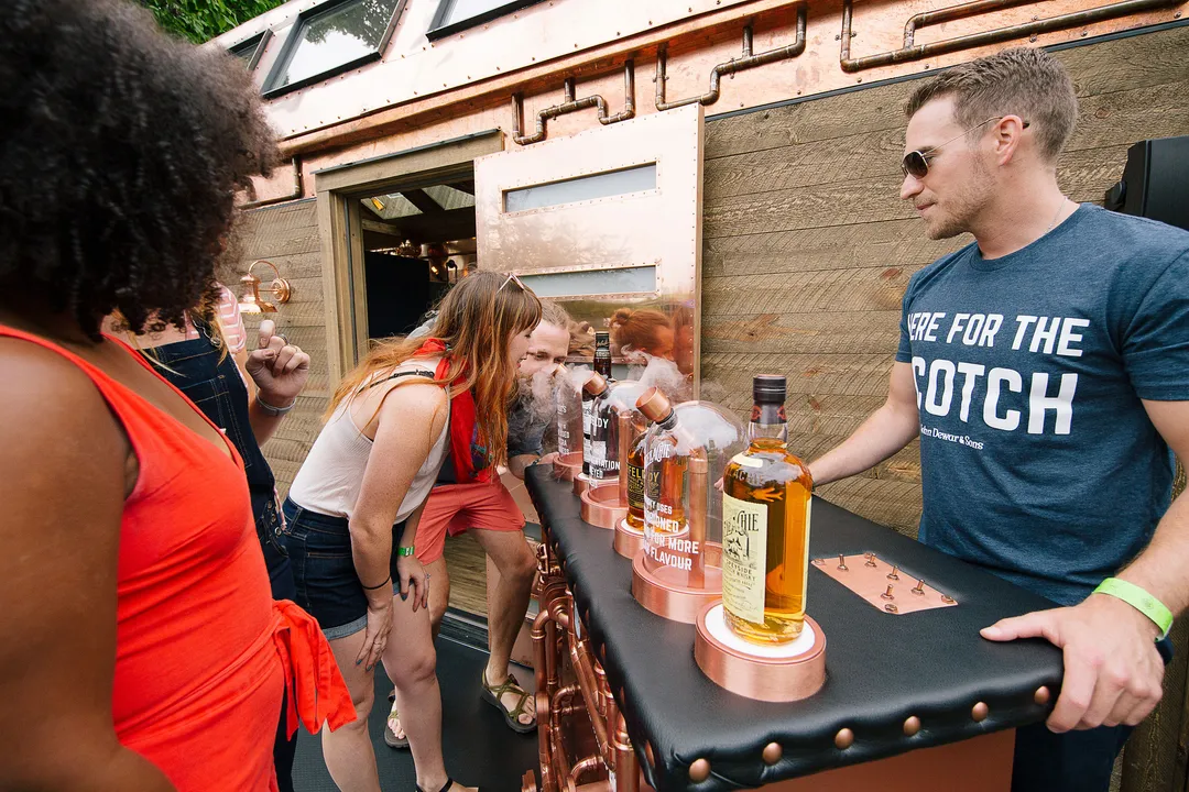 LIMITED EDITION DEWAR’S 15 YEAR AGED BLENDED SCOTCH WHISKY MAKES ITS DEBUT