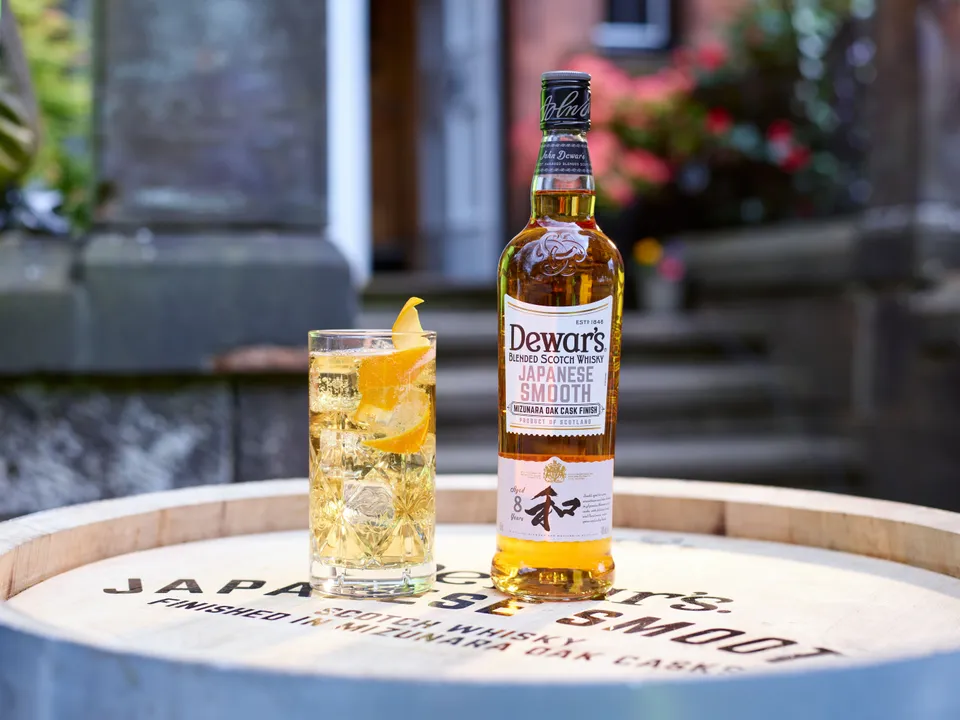 DEWAR’S® LAUNCHES NEW DEWAR’S 8 YEAR OLD JAPANESE MIZUNARA OAK CASK FINISH SCOTCH WHISKY INNOVATION