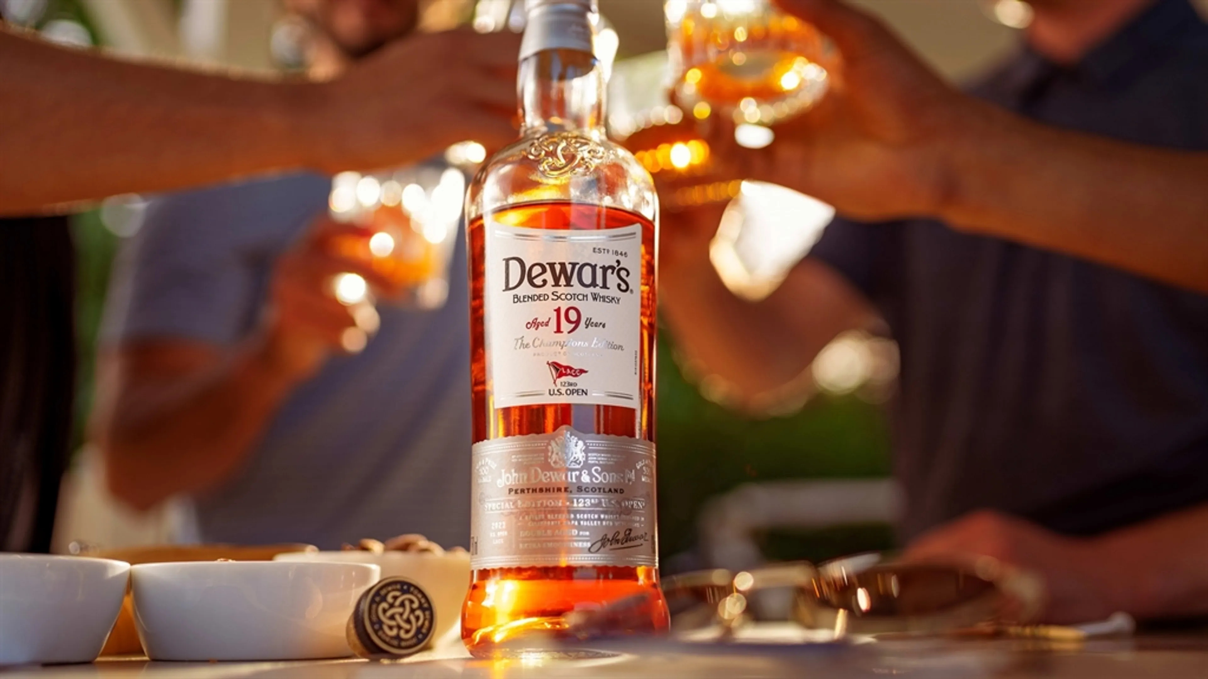 DEWAR'S BLENDED SCOTCH WHISKY® Scotch Whisky Partners with the U.S. Open to Unveil "The Champions Edition" 19 Year Old Whisky Aged in Napa Valley Red Wine Casks