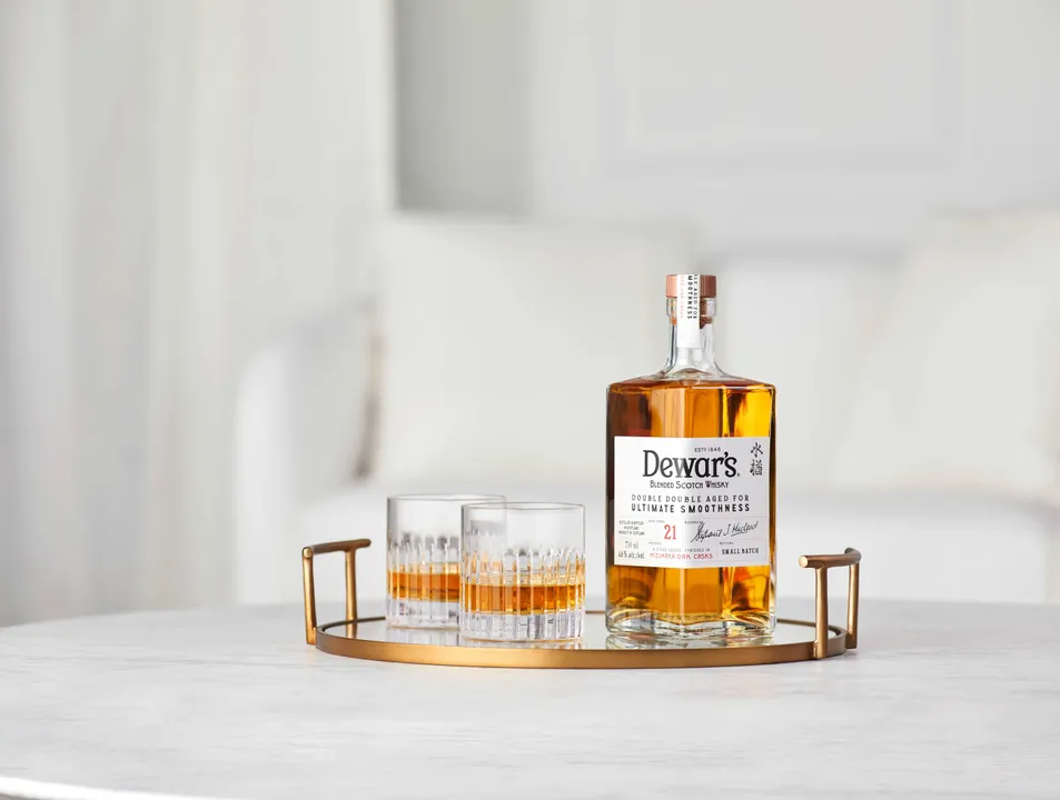 DEWAR'S® BLENDED SCOTCH LAUNCHES MIZUNARA OAK FINISHED 21 YEAR OLD WHISKY
