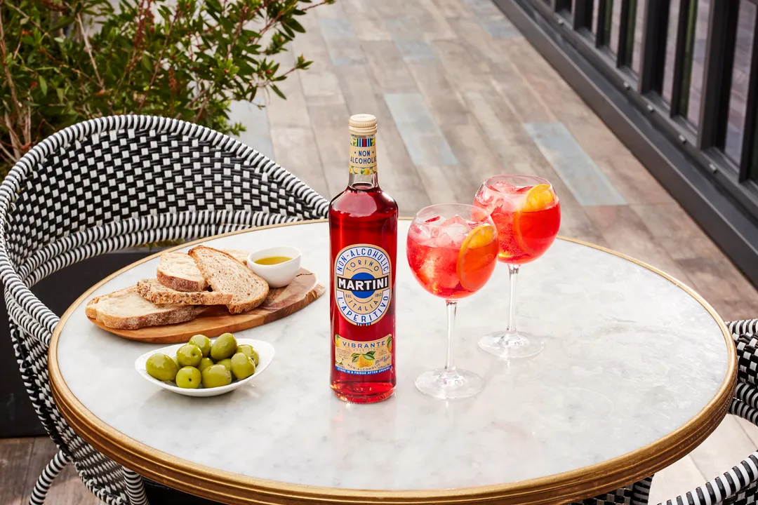 MARTINI REVOLUTIONISES APERITIVO HOUR WITH THE INTRODUCTION OF MARTINI NON-ALCOHOLIC APERITIVO

