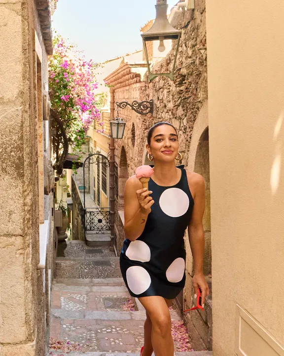 MARTINI brings Simona Tabasco back to Sicily for the ultimate #EuroSummer
