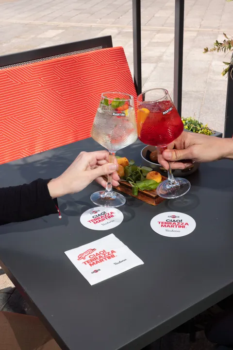 Per Il 64% Degli Italiani Lo Spritz È Sinonimo Di Aperitivo, Rituale Di Convivialità Sempre Più Diffuso