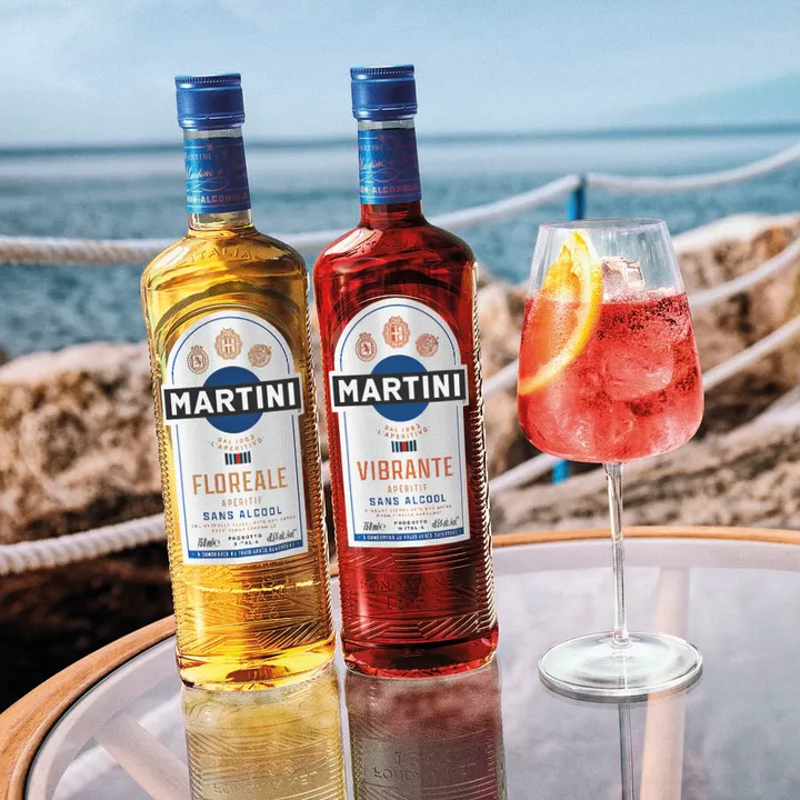 b53bfa77-6781-457d-944e-472dbd4bcd3f-FY26_DE_Martini_BS_Home_PKX11.jpg