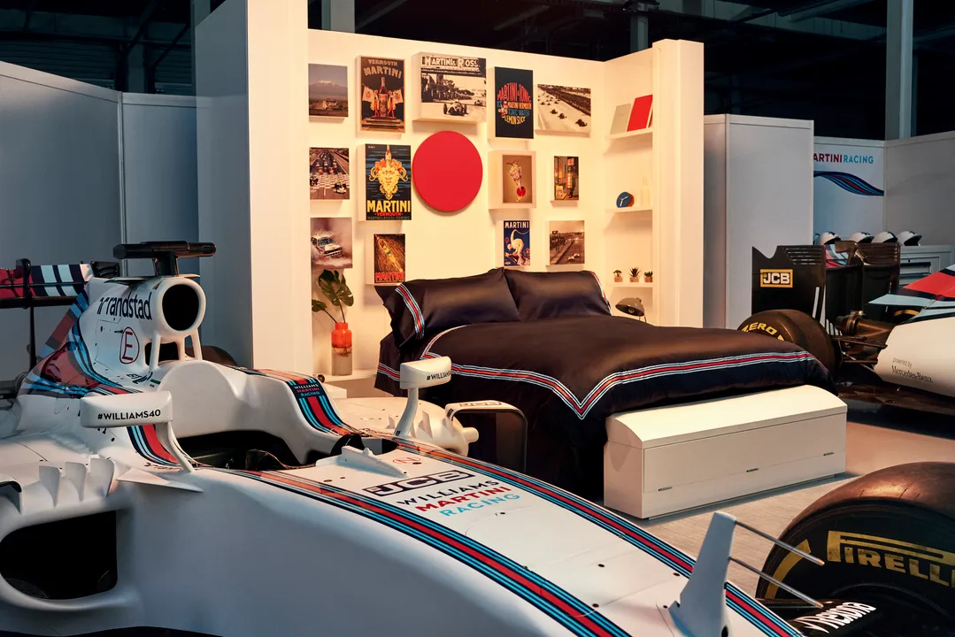 MARTINI® AND AIRBNB OFFER GRAND PRIX FANS THE CHANCE TO SPEND THE NIGHT AT THE WILLIAMS MARTINI RACING GARAGE