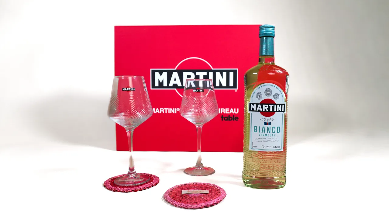 MARTINI® x Alice Moireau Collab Tendance de Fin d'Année