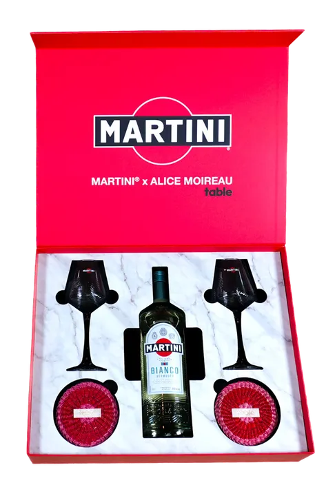 MARTINI® x Alice Moireau Collab Inédite pour Un Apéritif à l'Italienne!