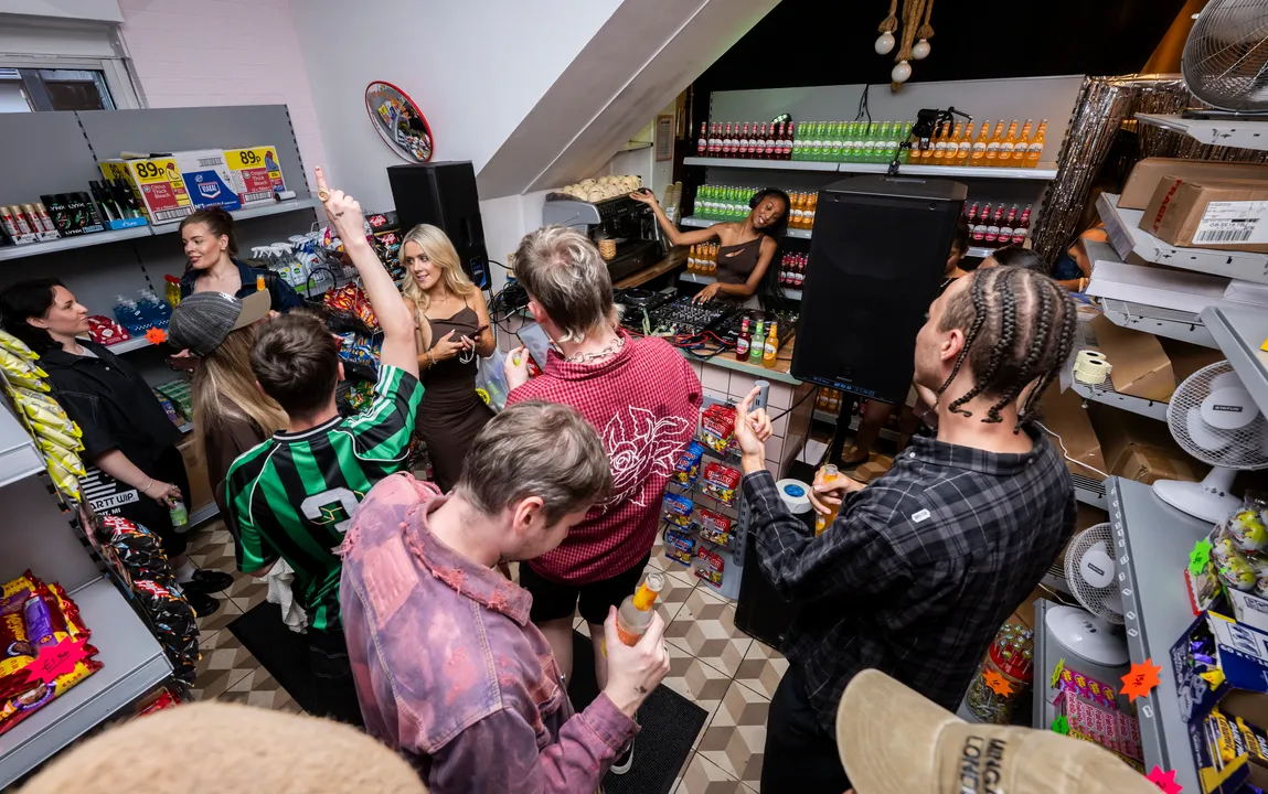 a622c517-5ee1-4116-9e1a-4650ec24893b-AD_Bacardi_Mcr_017_org.JPG