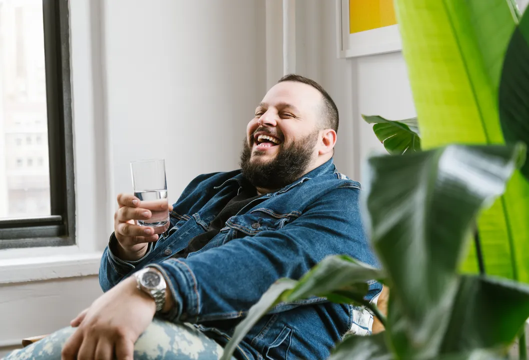 MEAN GIRLS ACTOR DANIEL FRANZESE URGES PLASTIC STRAWS EMOJIS TO BE REMOVED IN LINE WITH WORLD WATER DAY