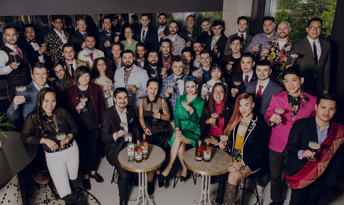 RONNAPORN KANIVICHAPORN FROM THAILAND WINS
2019
BACARDÍ® LEGACY COCKTAIL
COMPETITION