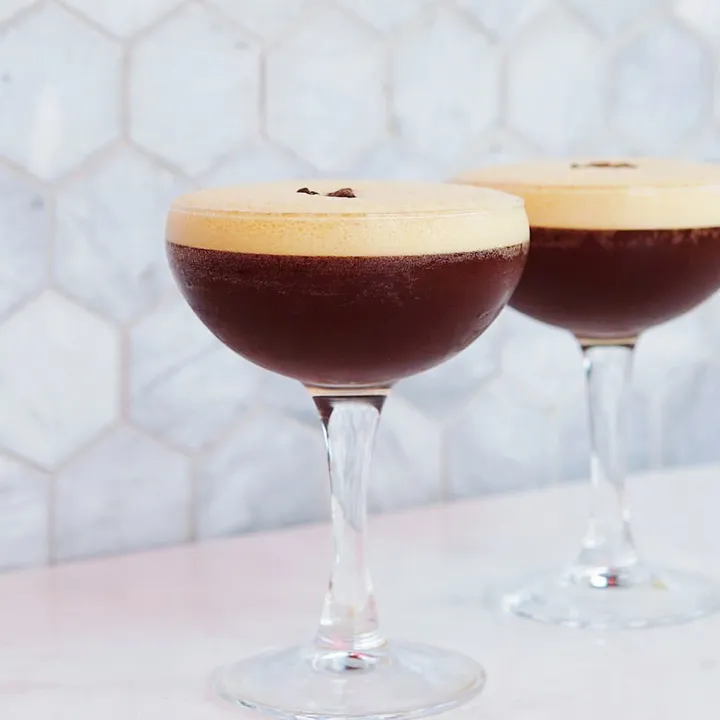 IT'S OFFICIAL, THE "COCKTAIL HOUR" IS BACK ACCORDING TO NEW RESEARCH 