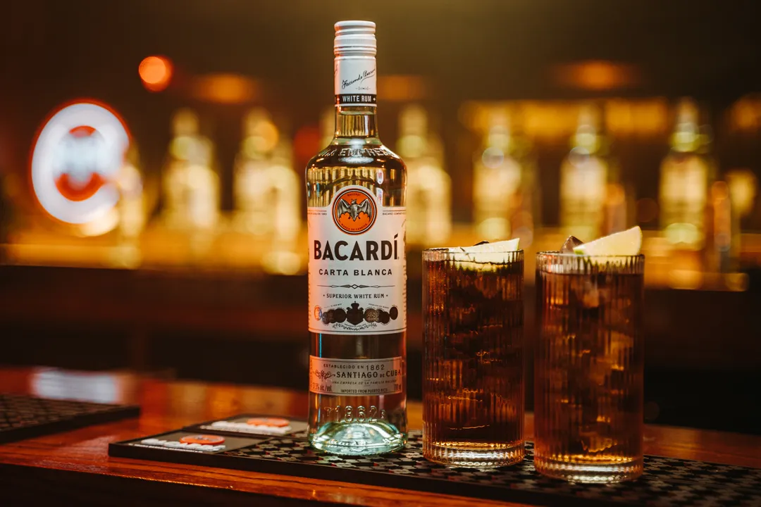 baf6cd83-35d2-49f2-949f-93bad266b41f-BACARDÍ launches Move with the Greats campaign.jpg