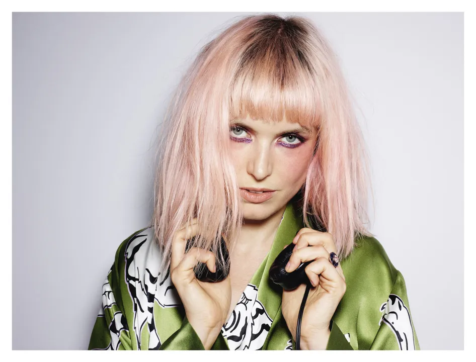 RANKIN AND BOMBAY SAPPHIRE INSPIRE WITH A SERIES OF PORTRAITS TO STIR CREATIVITY