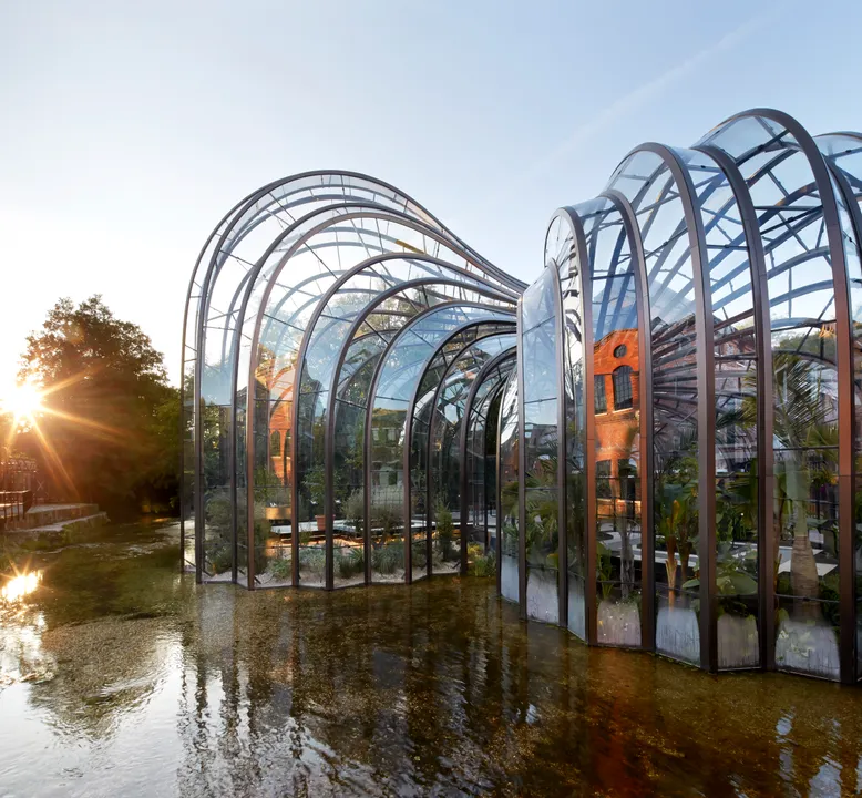 BOMBAY SAPPHIRE® REINSTATES WATER TURBINE ON RIVER TEST AT ITS LAVERSTOKE MILL DISTILLERY