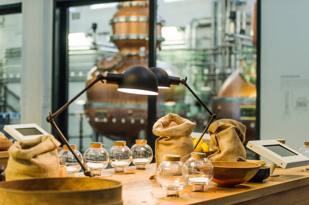 BOMBAY SAPPHIRE® REINSTATES WATER TURBINE ON RIVER TEST AT ITS LAVERSTOKE MILL DISTILLERY