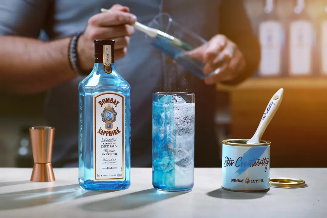 BOMBAY SAPPHIRE® GIVES THE ICONIC G&amp;T A FRESH LICK OF PAINT
