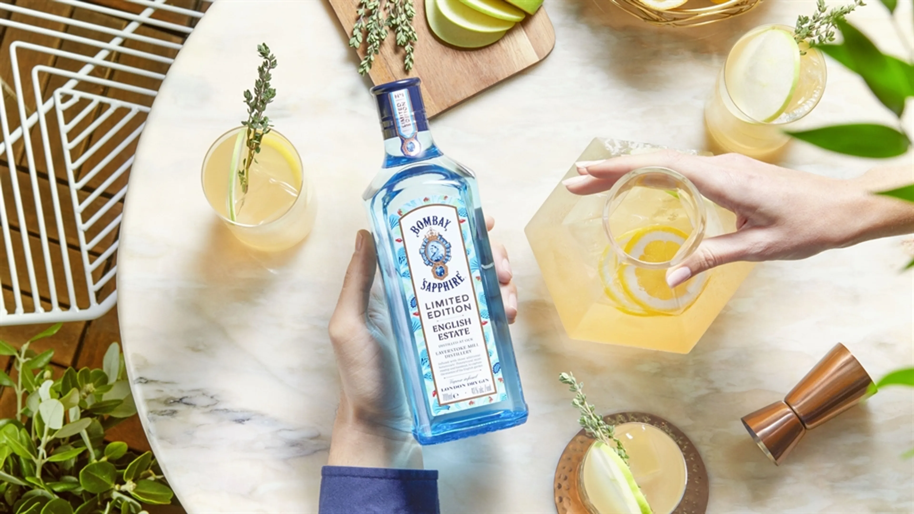 BOMBAY SAPPHIRE Launches New Limited Edition Gin Inspired by the English Countryside in Summertime