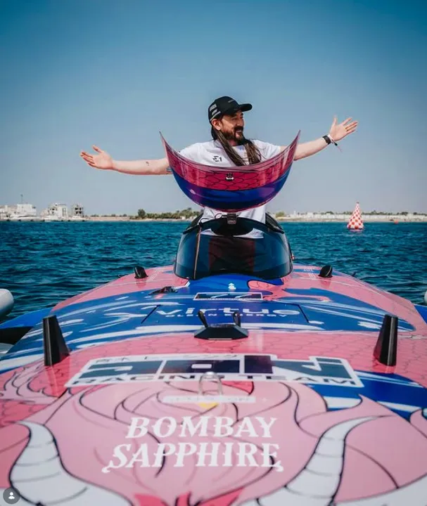 E1 AND BOMBAY SAPPHIRE Ignite Ibiza: BOMBAY SAPPHIRE Unveil new Partnership with DJ Ion Steve Aoki's E1 Racing Team