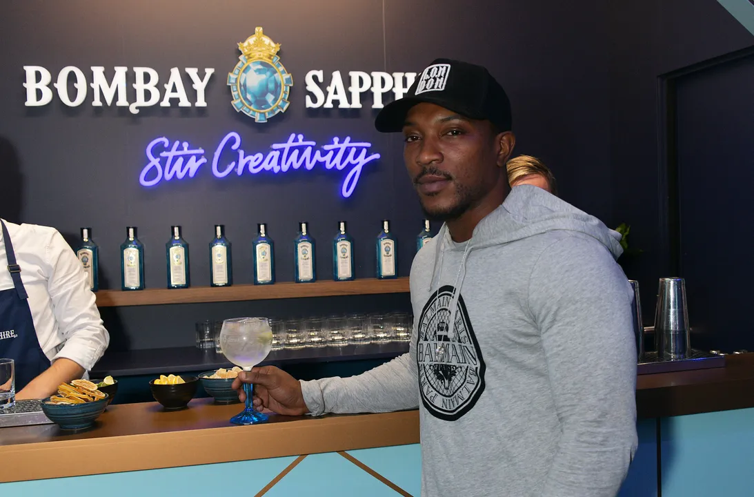 

DAISY LOWE, ASHLEY WALTERS, RUSSELL TOVEY, PAM HOGG AND GUESTS ATTEND THE BOMBAY SAPPHIRE® STIR CREATIVITY LOUNGE AT FRIEZE LONDON
 
