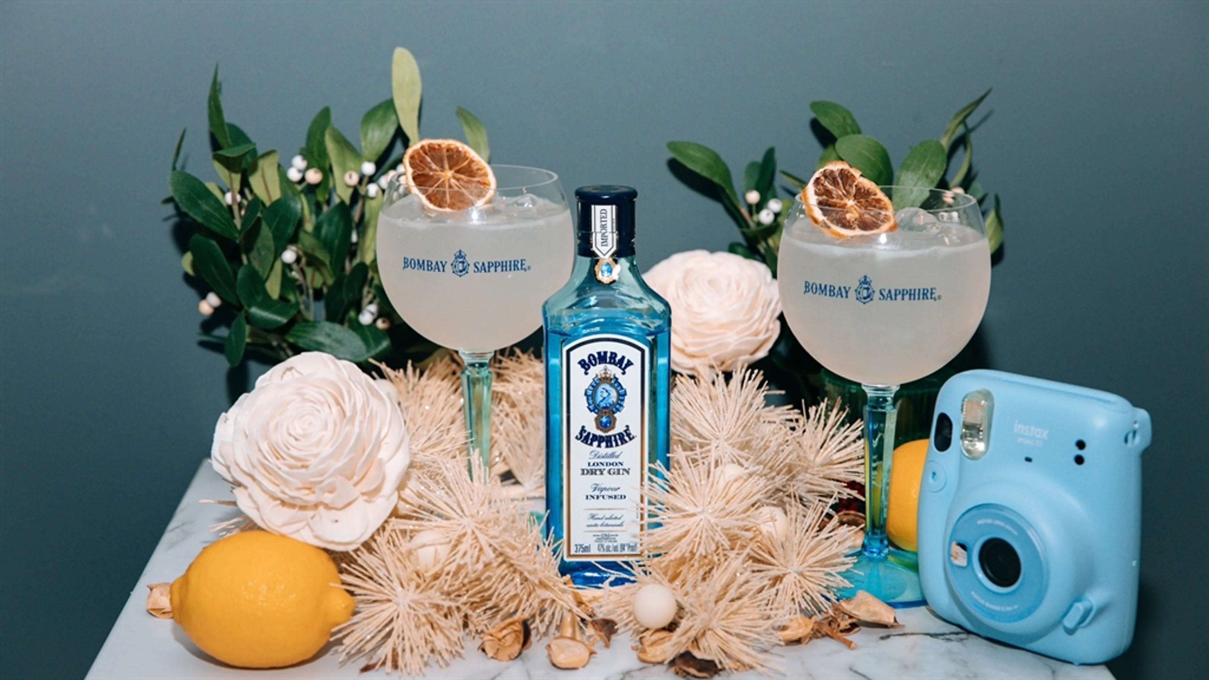 Ravie B X BOMBAY SAPPHIRE Debuts Holiday 'Sip &amp; Snap' Cocktail Kit