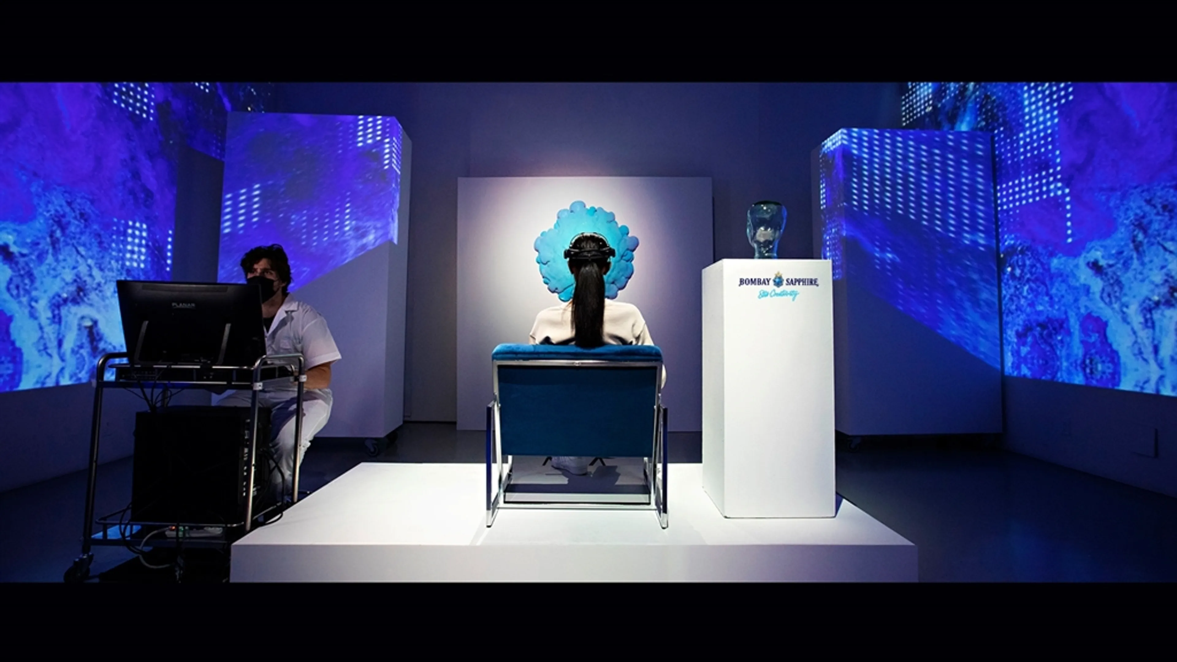 BOMBAY SAPPHIRE® and Artist Dan Lam Host the First-Ever Sensory Auction, an Homage to the Iconic Bombay &amp; Tonic