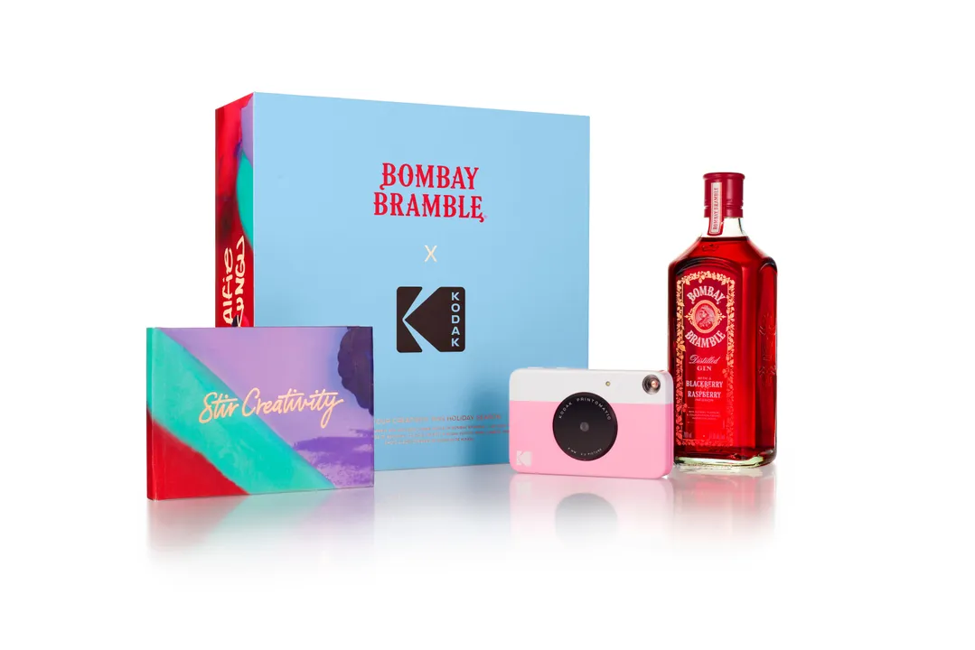 GIVE THE GIFT OF CREATIVITY WITH THE EXCLUSIVE BOMBAY SAPPHIRE X KODAK PRINTOMATIC ‘CREATE &amp; CAPTURE’ KITS 