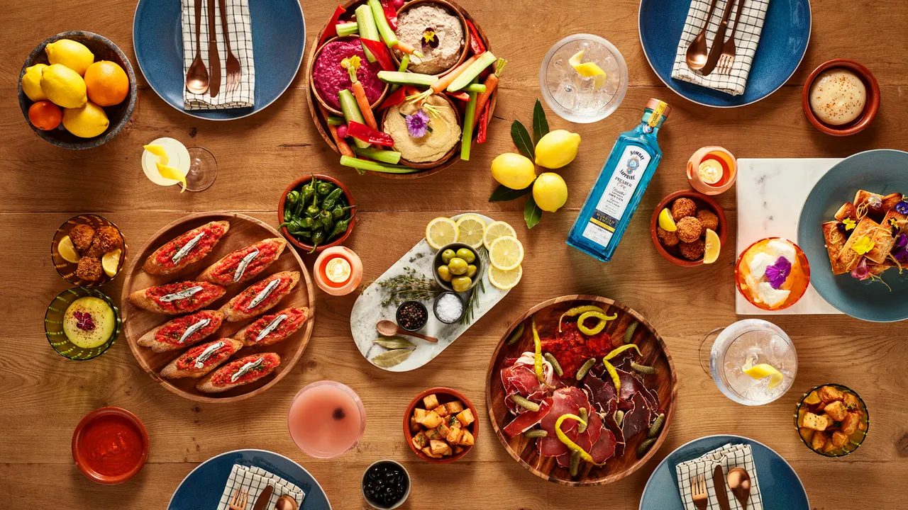 DISCOVER A TASTE OF MURCIA: BOMBAY SAPPHIRE® OPENS FRUTERÍA – A VIBRANT GREENGROCER THEMED POP-UP THAT CELEBRATES THE CITRUS IN NEW BOMBAY SAPPHIRE PREMIER CRU MURCIAN LEMON