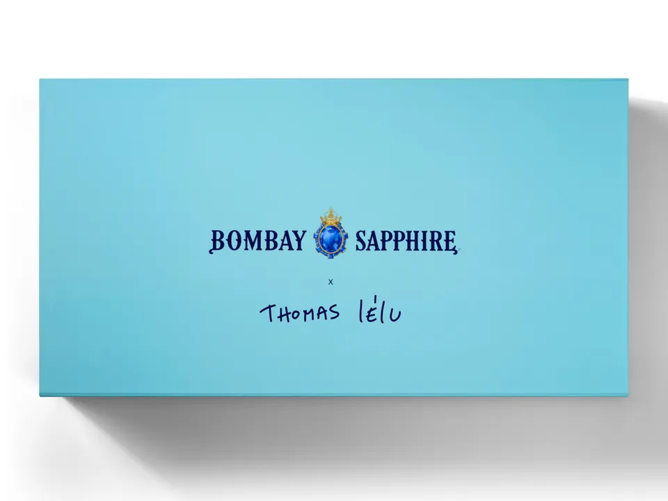 Bombay Sapphire_Prem_Kit_Closed_Cut_Out_FRANCE.jpg