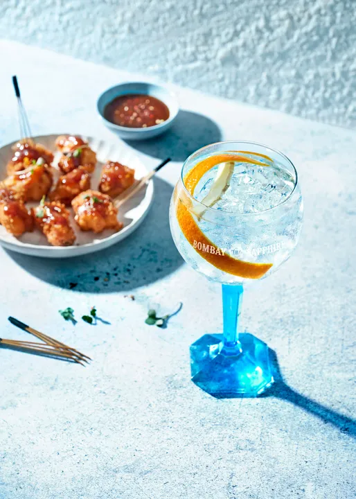 c5eb86df-4224-49d1-828f-e2394279ae1d-Bombay Sapphire - crispy chicken_V2_HD.jpg