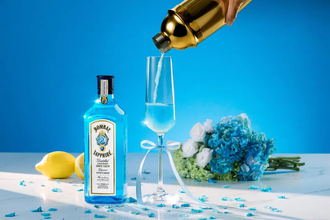 BOMBAY SAPPHIRE® IS THE ULTIMATE 'SOMETHING BLUE BEFORE I DO' FOR SUMMER WEDDING SEASON