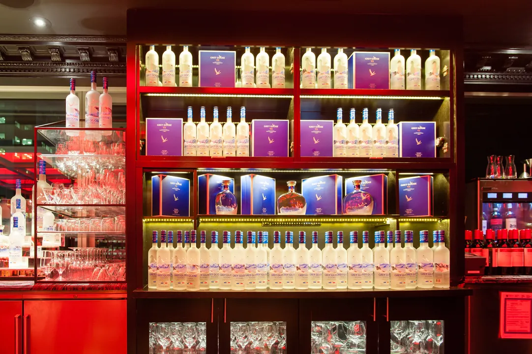 GREY GOOSE® CELEBRATES THOSE WHO SHARE A PASSION TO ACHIEVE THE EXTRAORDINARY, WITH THE FILM PREMIERE PARTIES FOR  STILL ALICE AND 99 HOMES