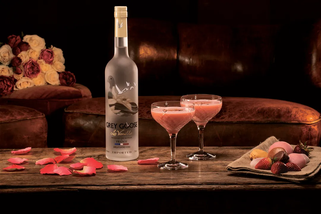 GREY GOOSE® LA VANILLE RETURNS FOR THE HOLIDAYS
