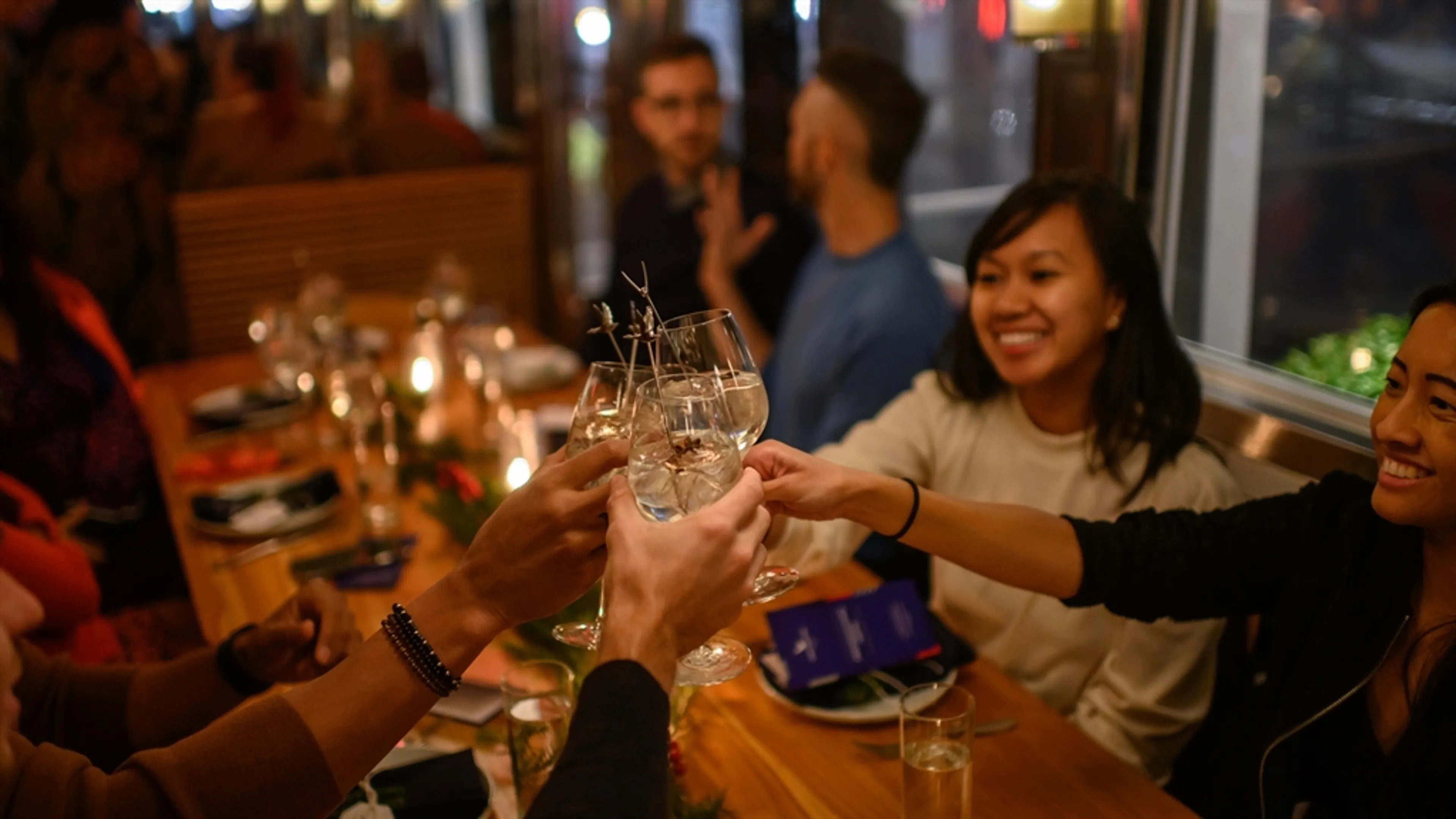 GREY GOOSE Friendsgiving "Diner"