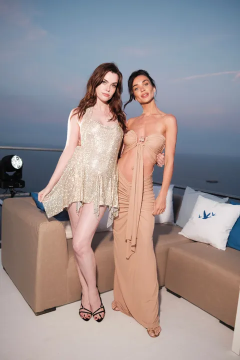 Copy of AMY JACKSON &amp; CHARLI HOWARD BY GEORGE GOTTLIEB-3510.jpg