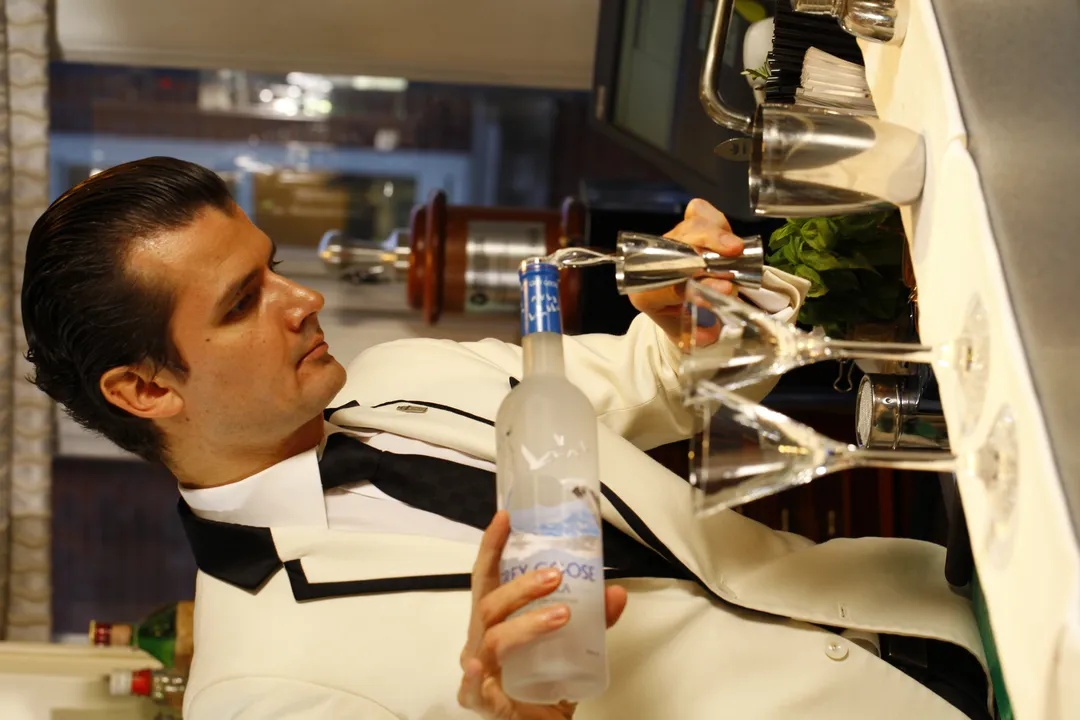 GREY GOOSE® PRESENTS THE 2017 FILM AWARDS SEASON COCKTAIL COLLECTION