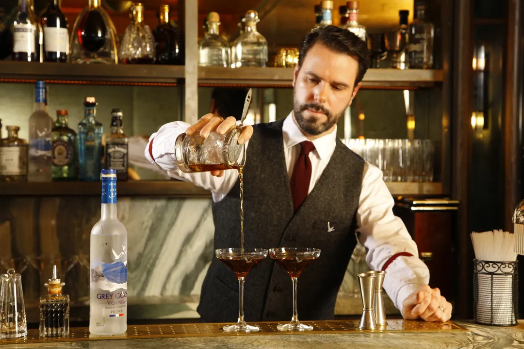 GREY GOOSE® PRESENTS THE 2017 FILM AWARDS SEASON COCKTAIL COLLECTION