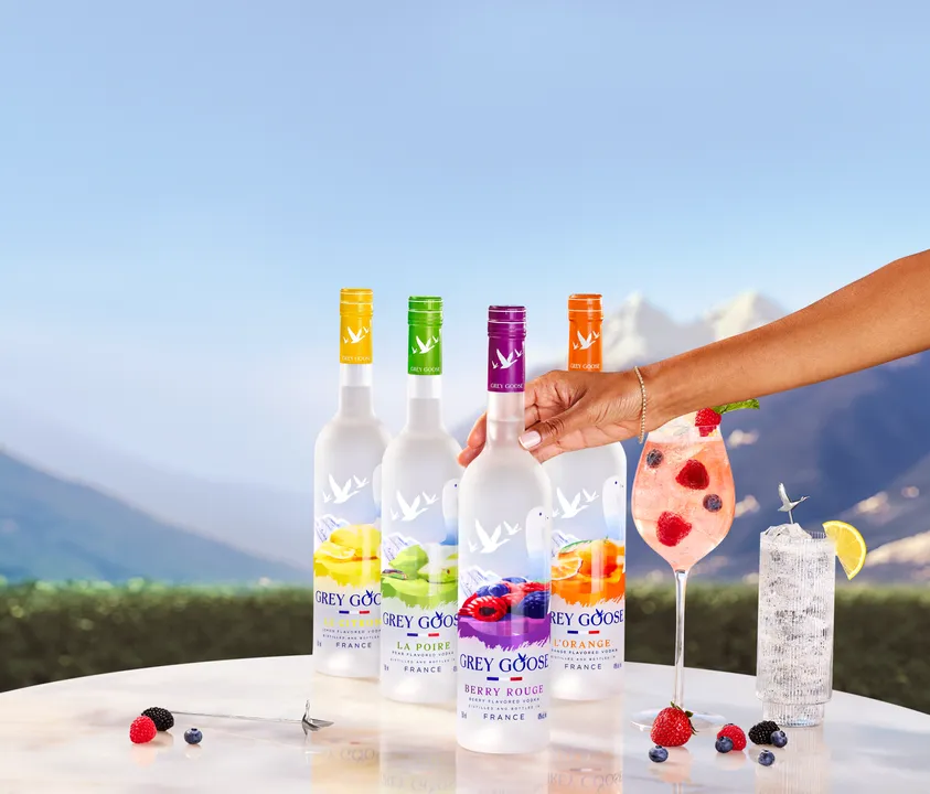 d5e700da-7730-480e-9b5c-1b629c92c414-Grey Goose Berry Rouge 2.png